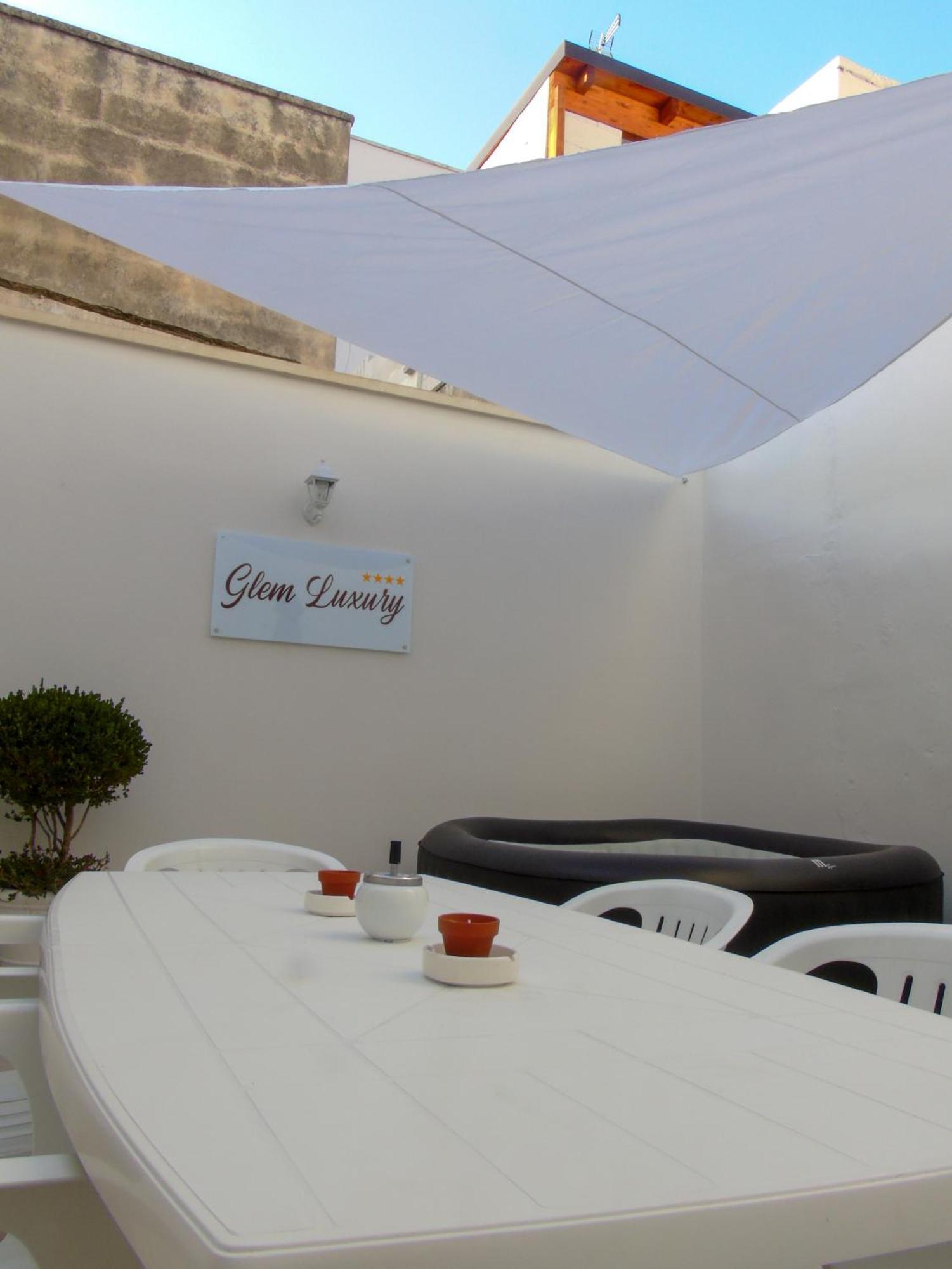 Glem Luxury Apartment Copertino Exterior photo